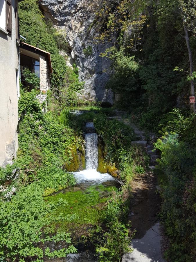Les Lavandines Montagnac (Alpes-de-Haute-Provence) Exterior photo