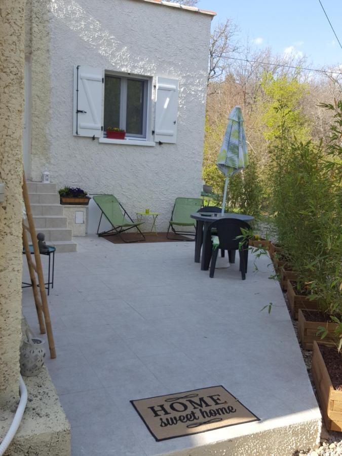 Les Lavandines Montagnac (Alpes-de-Haute-Provence) Exterior photo